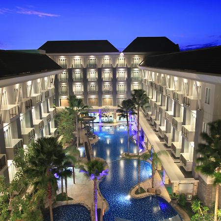 Swiss-Belhotel Danum Palangkaraya Exteriér fotografie