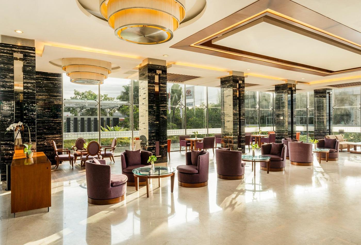 Swiss-Belhotel Danum Palangkaraya Exteriér fotografie