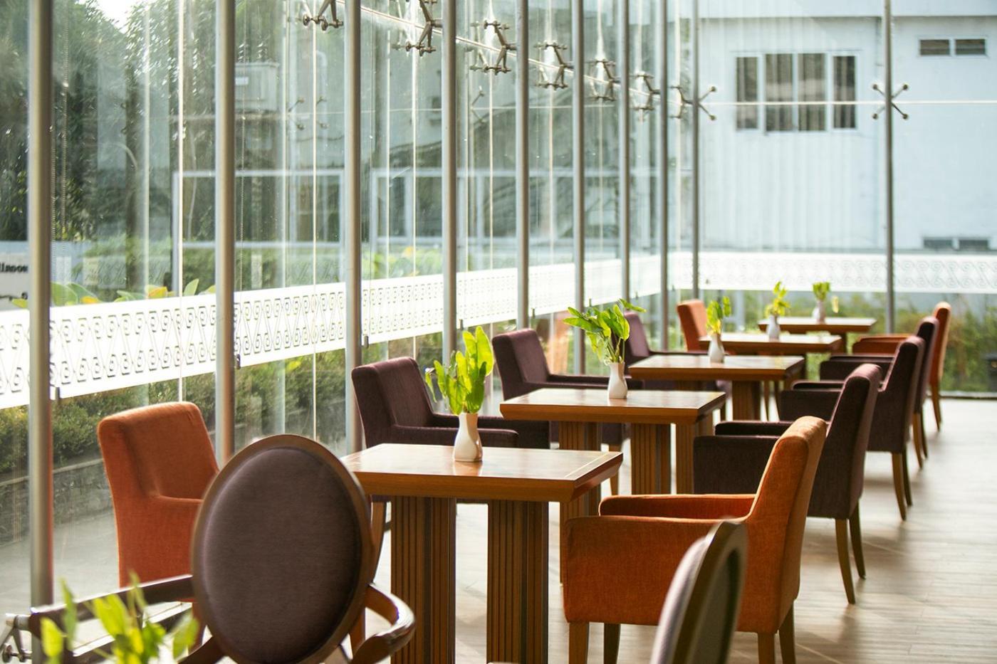 Swiss-Belhotel Danum Palangkaraya Exteriér fotografie