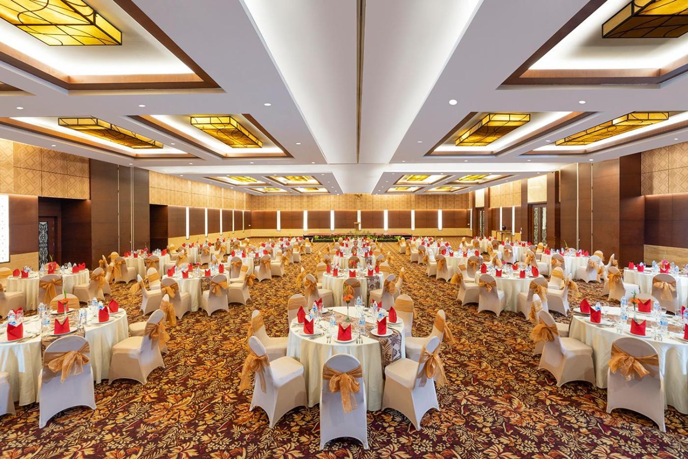 Swiss-Belhotel Danum Palangkaraya Exteriér fotografie