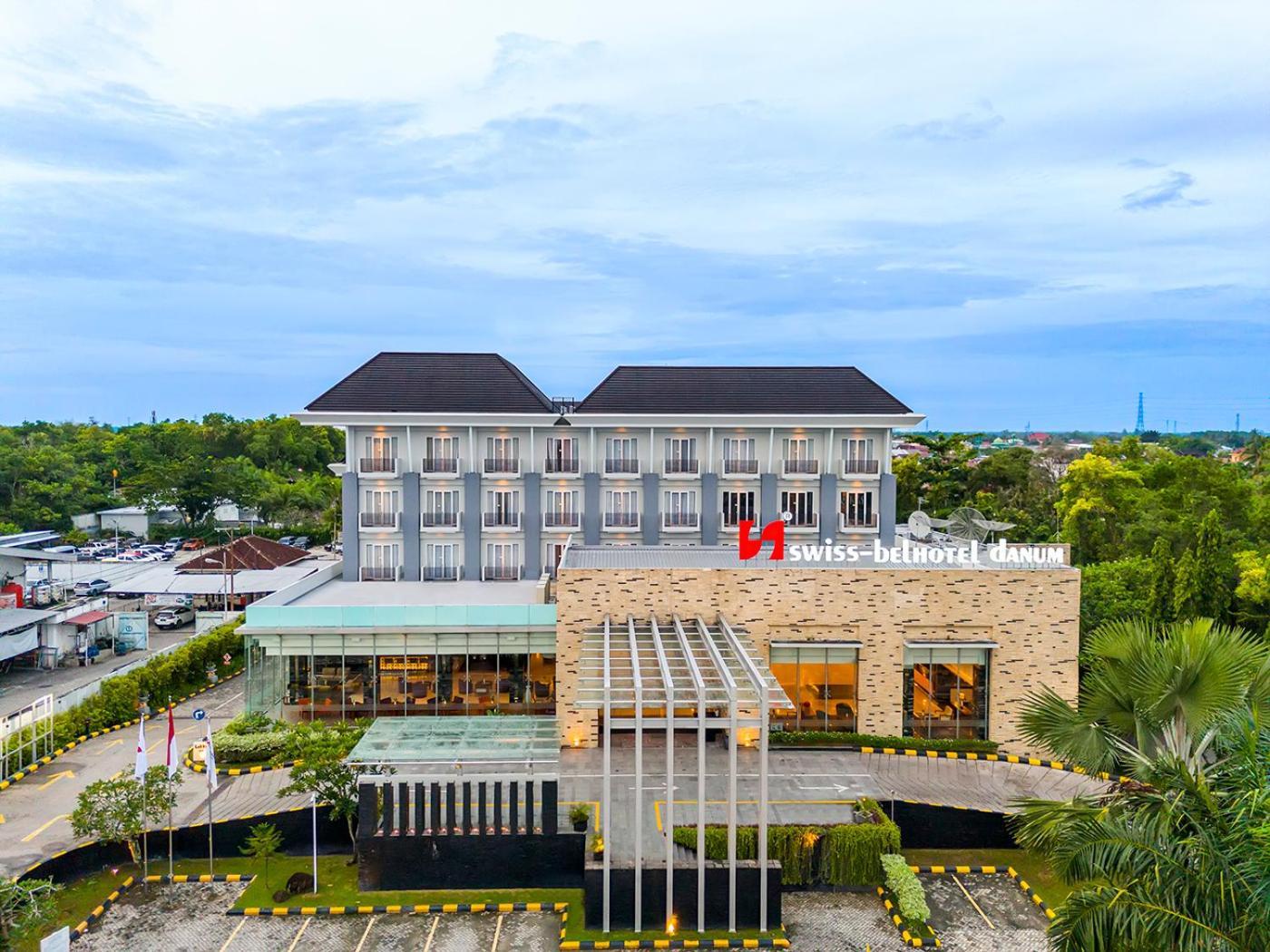 Swiss-Belhotel Danum Palangkaraya Exteriér fotografie