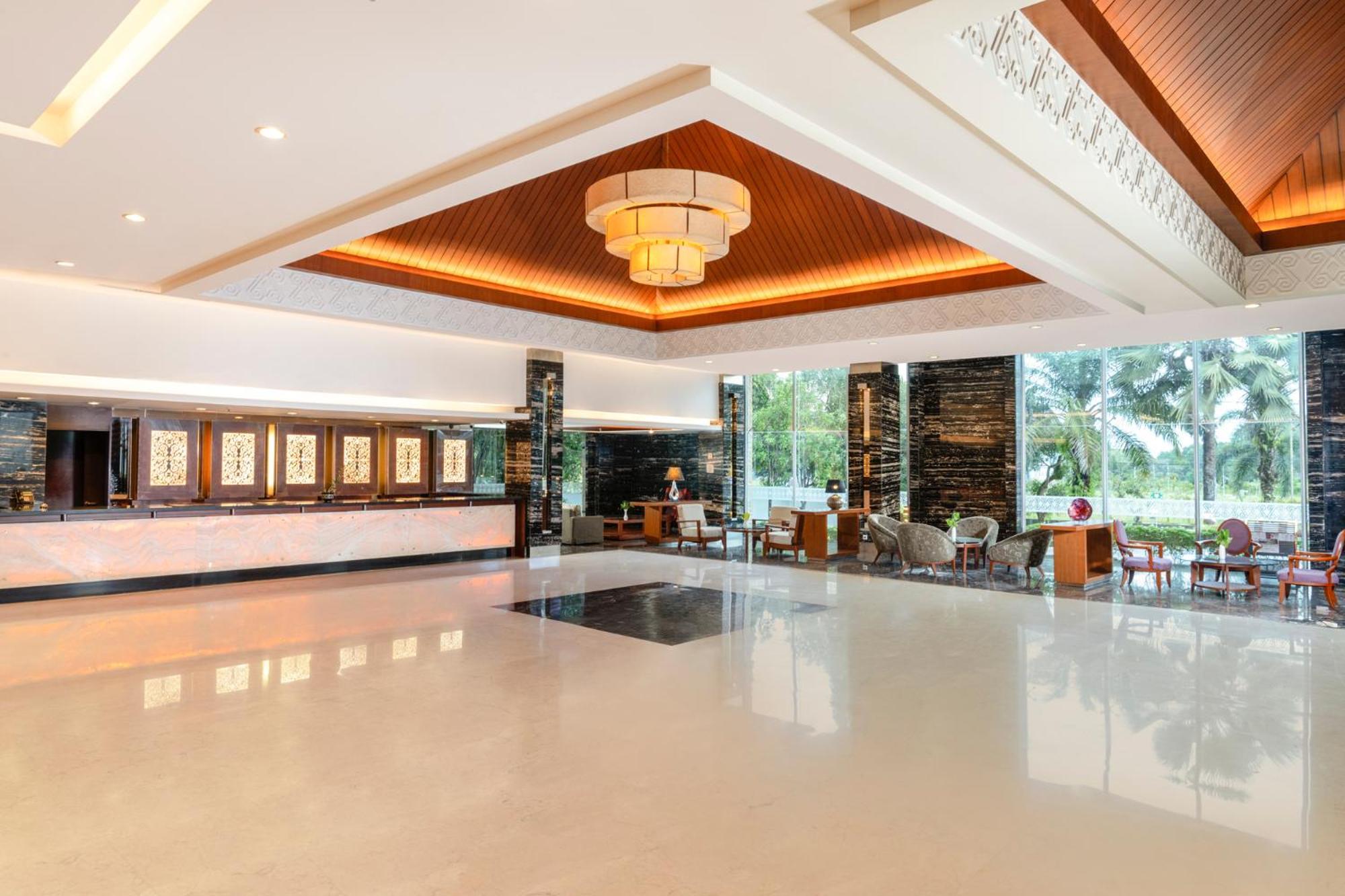 Swiss-Belhotel Danum Palangkaraya Exteriér fotografie