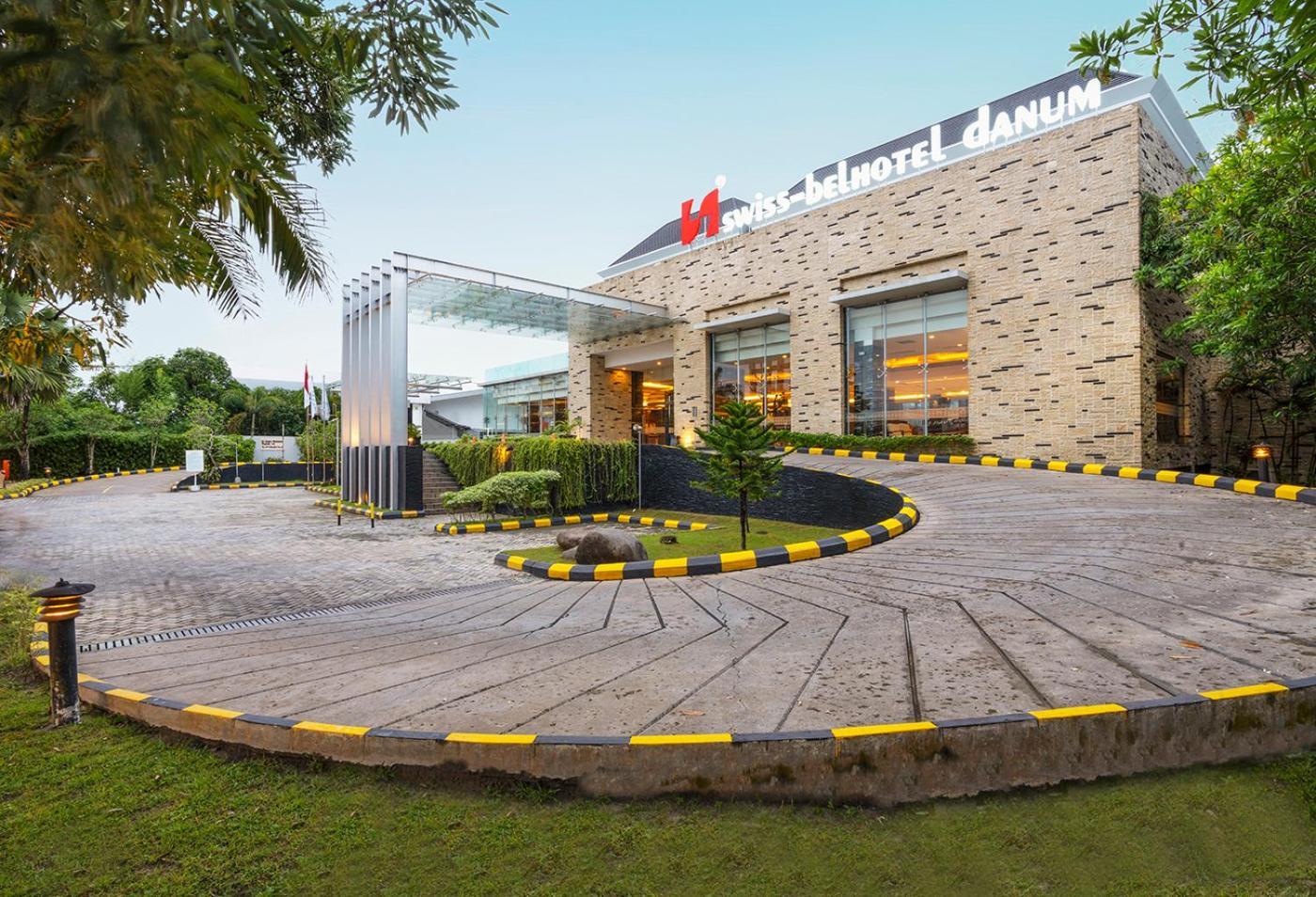 Swiss-Belhotel Danum Palangkaraya Exteriér fotografie