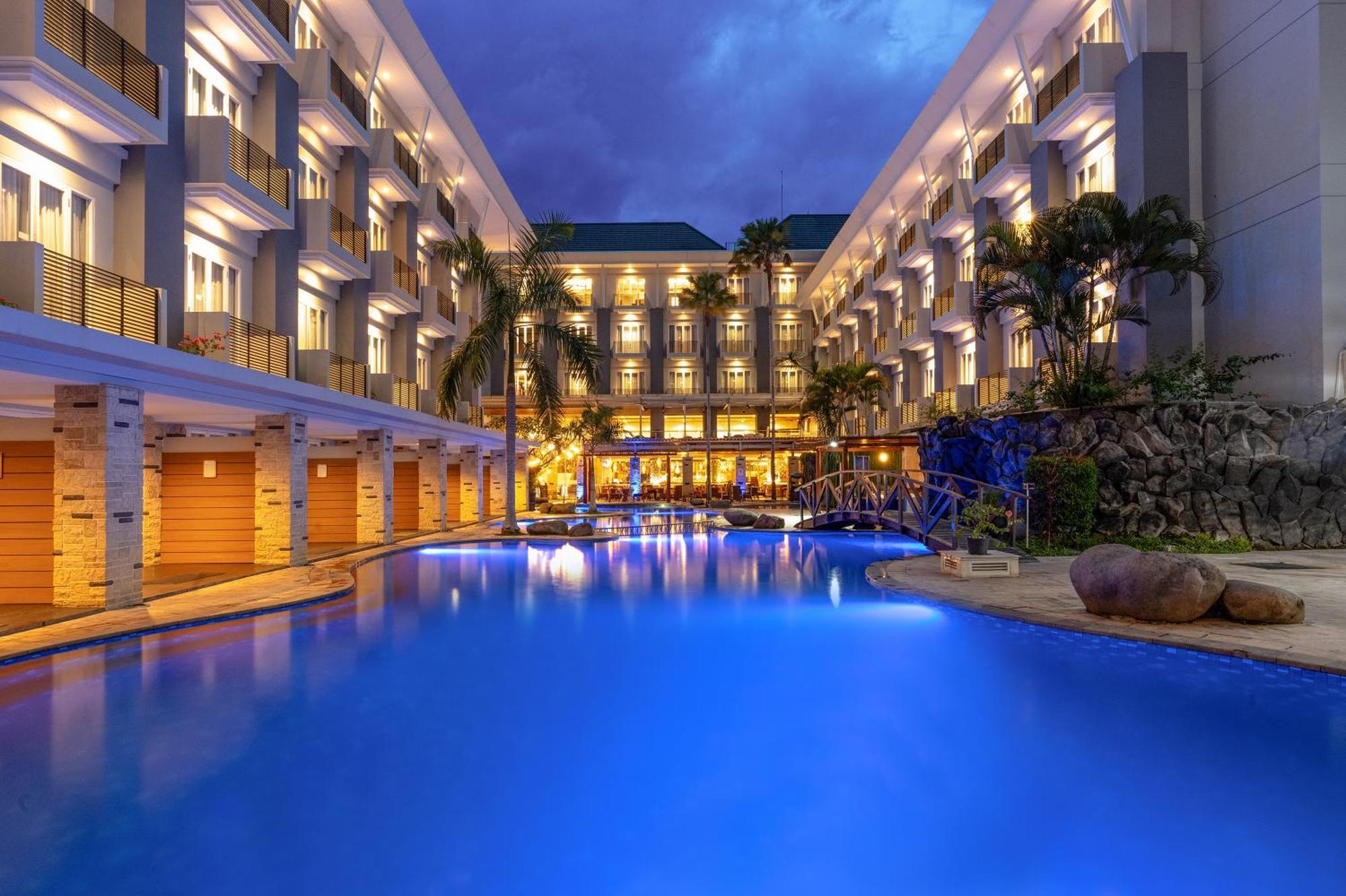 Swiss-Belhotel Danum Palangkaraya Exteriér fotografie