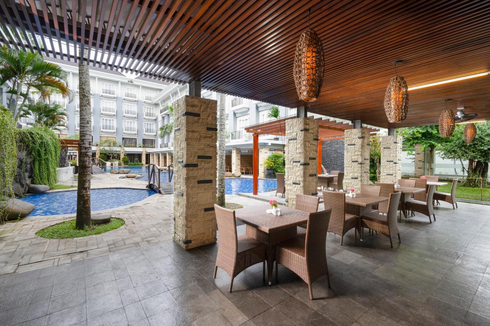 Swiss-Belhotel Danum Palangkaraya Exteriér fotografie